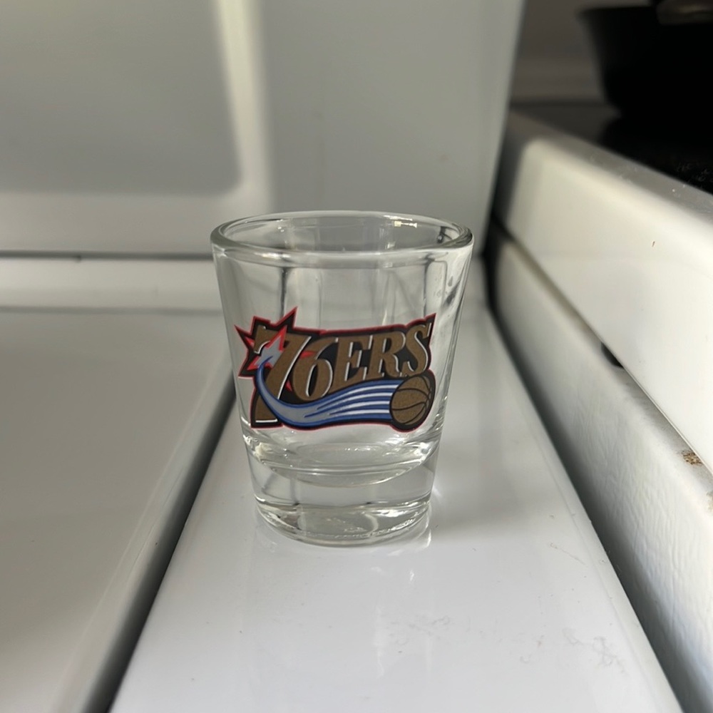 Philadelphia 76ers Shot Glass